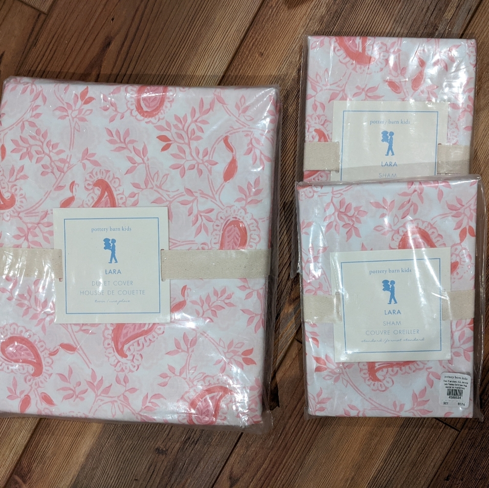 BRAND NEW! Pottery Barn Kids Lara Twin Duvet Cover & 2 matching pillow shams